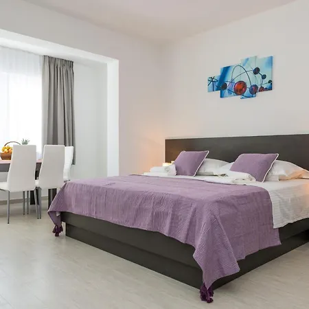 Kabalero - Four-bedroom With Private Pool Villa Gruda