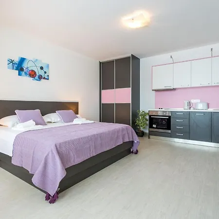 Villa Kabalero - Four-bedroom With Private Pool Gruda